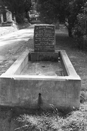 Tolley family grave, plot 215.B, Sydney Street Cemetery.