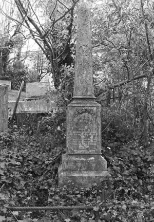 The Gillon family grave, plot 1305, Bolton Street Cemetery