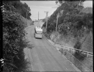 Trolley bus going to Wadestown