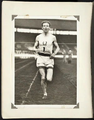 Photograph of Jack Lovelock winning the three mile Kinnaird Cup race