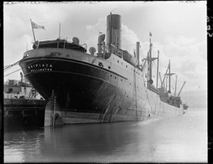 The ship Waipiata, Wellington