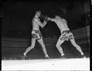 Keith vs. Clark boxing match at the Town Hall, Wellington