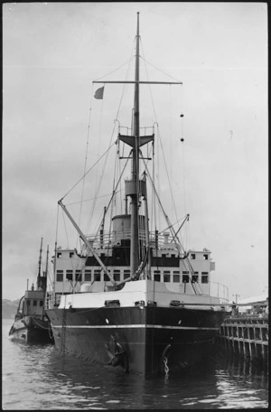 The ship Wanganella berthed at Aotea Quay, Wellington