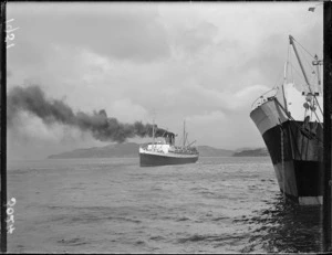 Wahine leaving Wellington with troops for Korea