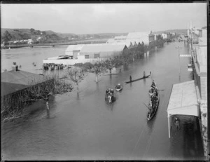 Flooding at Wanganui, showing Taupo Quay