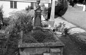 Richards family grave, plot 4613, Bolton Street Cemetery
