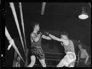 Morris versus Sadler boxing match