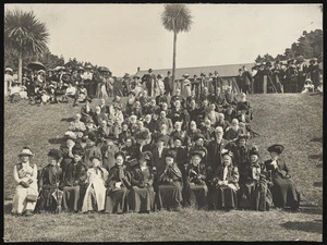 Group of early Wellington settlers at Newtown Park, Wellington