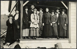 Creator unknown : Photograph of Dr Charles Chilton and students, Cass Biological Station, Canterbury