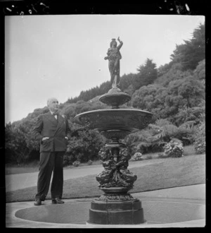 Fountain presented to Wellington by Mr Nathan