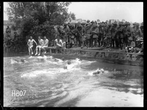 A close finish at the New Zealand Division water sports, World War I