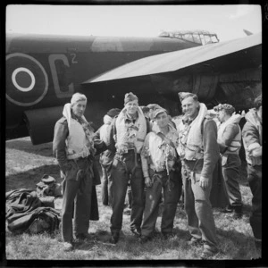 New Zealand ex-prisoners of war waiting to board a RAF Lancaster - Photograph taken by Lee Hill