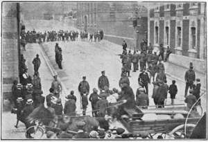 Soldiers facing strikers on Buckle Street, Wellington