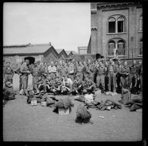 New Zealand ex-prisoners of war - Photograph taken by Lee Hill