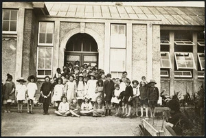 Pupils of Tawhiti School