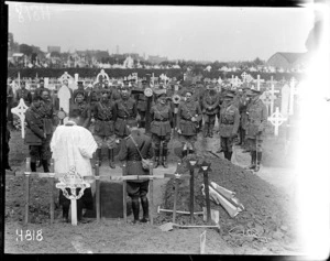 New Zealand officers at the graveside, Bailleul, World War I