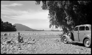 Looking across the river bed of the Hokitika River