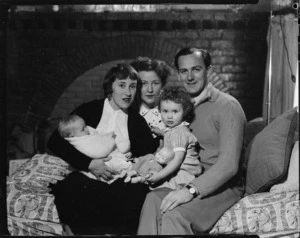 Richard and Edith Campion, with their daughters Anna and Jane