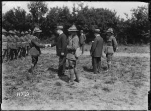 Prime Minister William Massey being greeted by New Zealand troops at Louvencourt, World War I