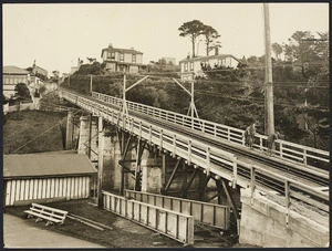 Salamanca Road bridge on Kelburn cable car tramway, Wellington, New Zealand.