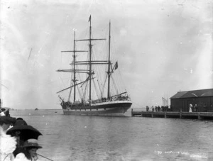 Westland (Ship) at Nelson port