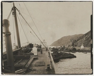Creator unknown : Photograph of the wreck of the SS Devon, Pencarrow Head, Wellington