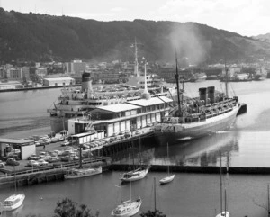 Overseas terminal, Wellington, with the ships Rangatira and Southern Cross