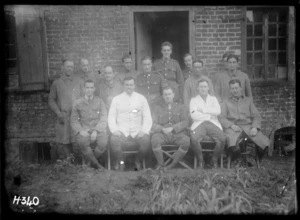 Officers and staff of the New Zealand dental hospital in Nielles, France