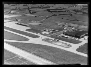 Auckland International Airport, Mangere, development