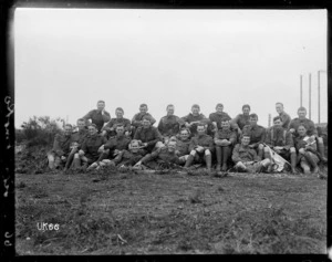 Signallers at a New Zealand training camp in England