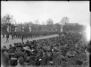 A battalion of New Zealand troops marches past Buckingham Palace, London