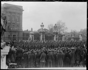 Australian troops march past Buckingham Palace after World War I