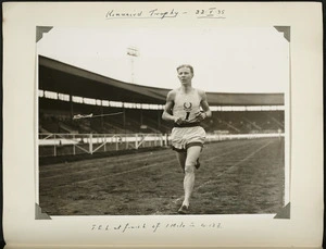 Photograph of Jack Lovelock winning the Kinnaird Cup mile race