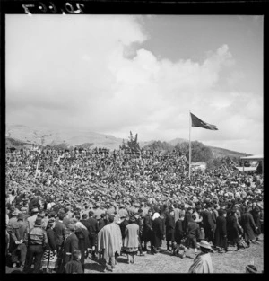 Crowd at the hui to mark the posthumous awarding of the Victoria Cross to Te Moananui-a-Kiwa Ngarimu, Ruatoria