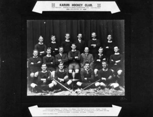 Karori Hockey Club, winners of Senior Championship, 1912 - Photograph taken by Zak Studio