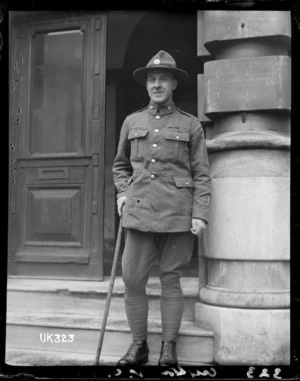 A New Zealand soldier at the end of World War I, England