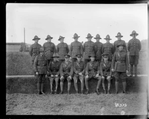 World War I New Zealand military camp staff, England