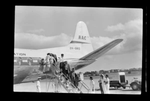 National Airways Corporation (NAC) aircraft, Vickers Viscount flight, Whenuapai, Auckland