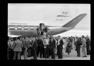 National Airways Corporation (NAC) Vickers Vicount aircraft, Harewood Aerodrome, Christchurch