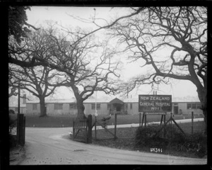 Entrance to Brockenhurst, No 1 New Zealand General Hospital, England