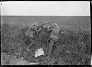 New Zealand troops using a German machine gun, Beaudignies, World War I