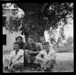 Escaped New Zealand prisoners of war, Taranto transit camp, Italy - Photograph taken by W A Brodie