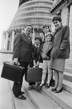 David Lange and family on Parliament steps - Photograph taken by Phil Reid