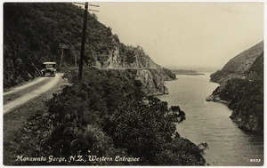 Manawatu Gorge, western entrance - Photographer unidentified