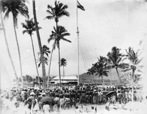 Raising the German flag, Samoa, 1 March 1900