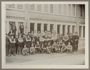 Group of Gear Meat Co employees