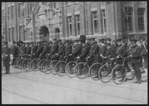 Green, Lynette :Photograph of Wellington Cycle Corps