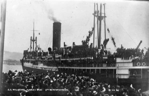 The SS Willochra leaving port during World War I with the sixth reinforcements on board