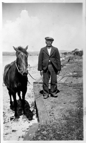 Ratana bishop Paniora Te Arahu Naera and horse, Chatham Islands