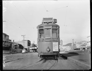 Tram to Courtenay Place